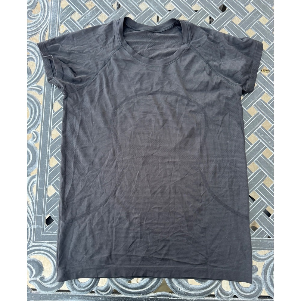 Lululemon Swiftly Tech Short Sleeve Crew Black Size 12 Training Shirt